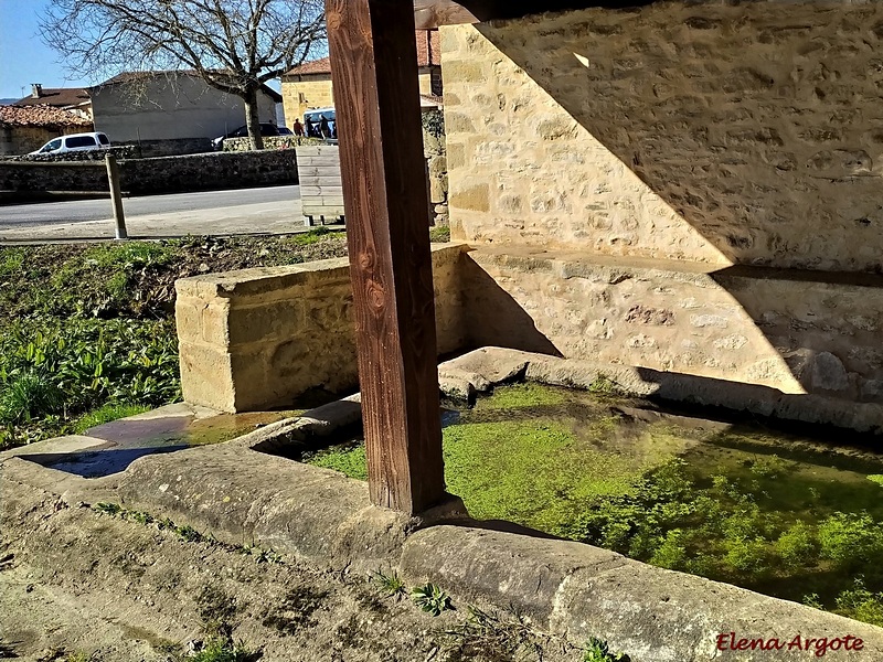 Lavadero y fuente de Arriola