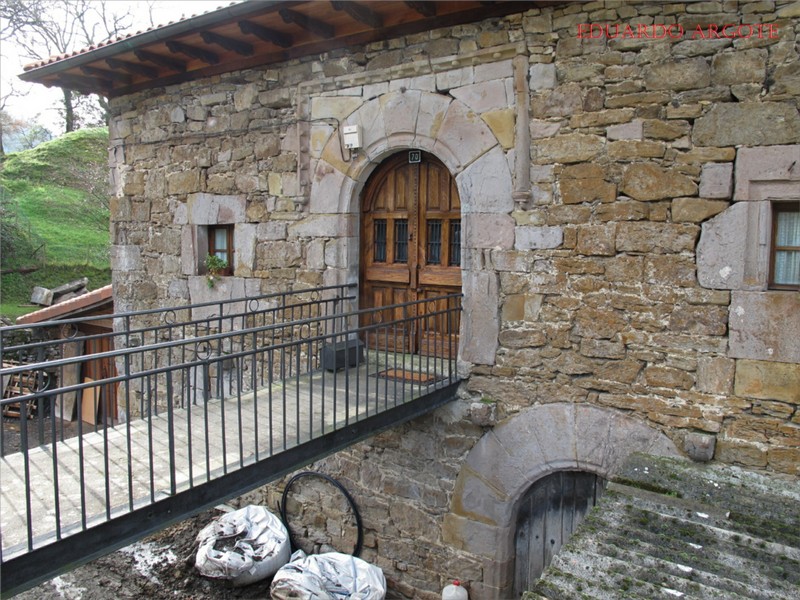 Casa torre de Ureta