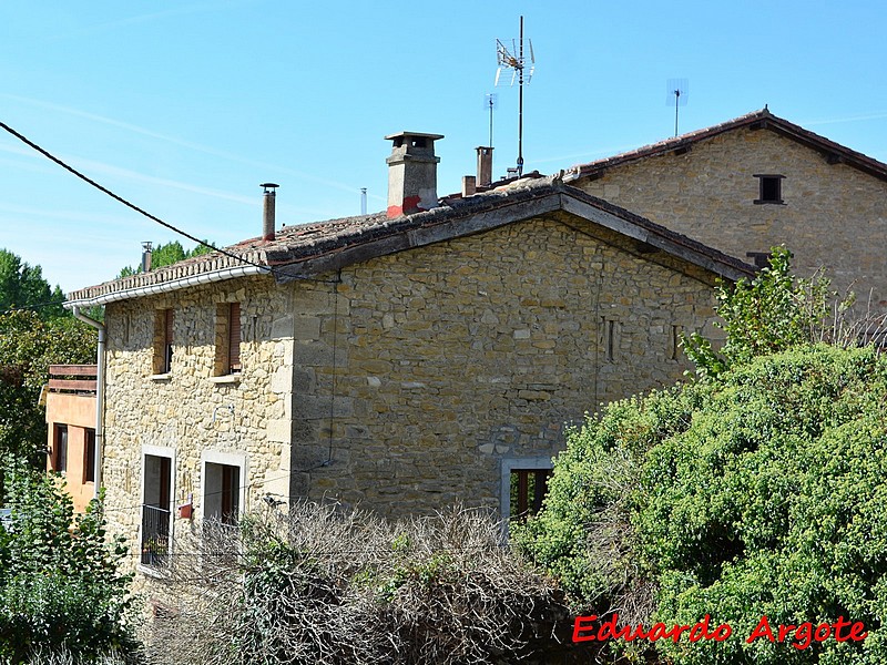 Arquitectura popular de Manzanos