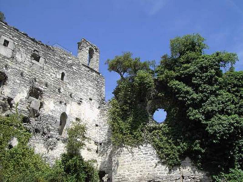 Antigua Casa fuerte de los Martínez de Iruña