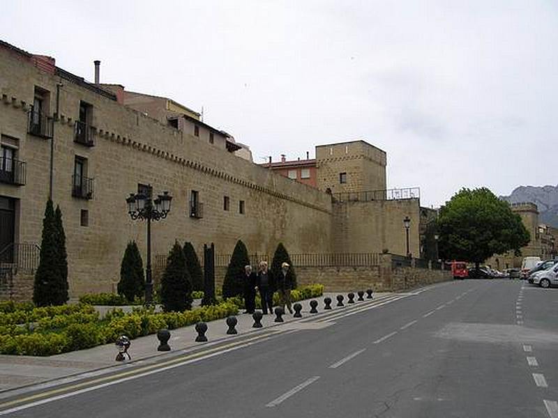 Muralla urbana de Laguardia