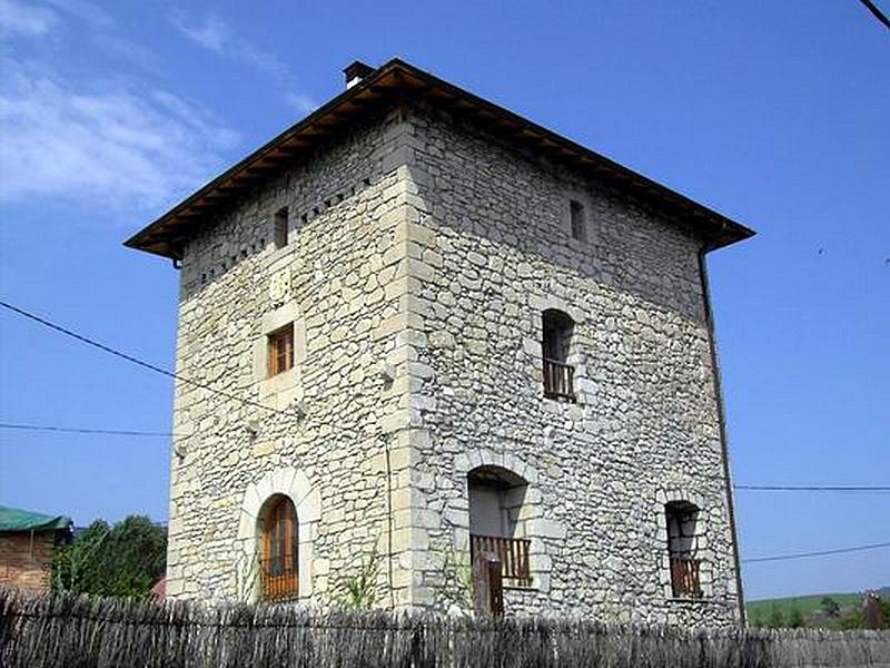 Torre de los Luyando y Hurtado de Mendoza