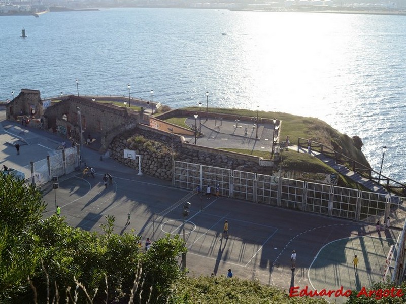 Fuerte Viejo y baterías de Santa Catalina