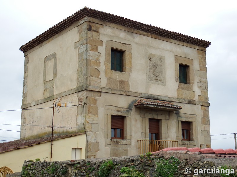 Torre de los Álvarez de las Asturias