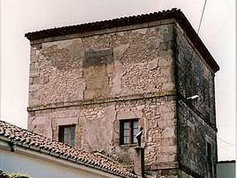 Torre de los Álvarez de las Asturias