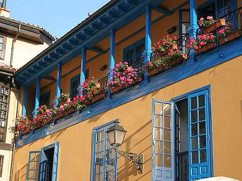 Plaza y Mercado del Fontán