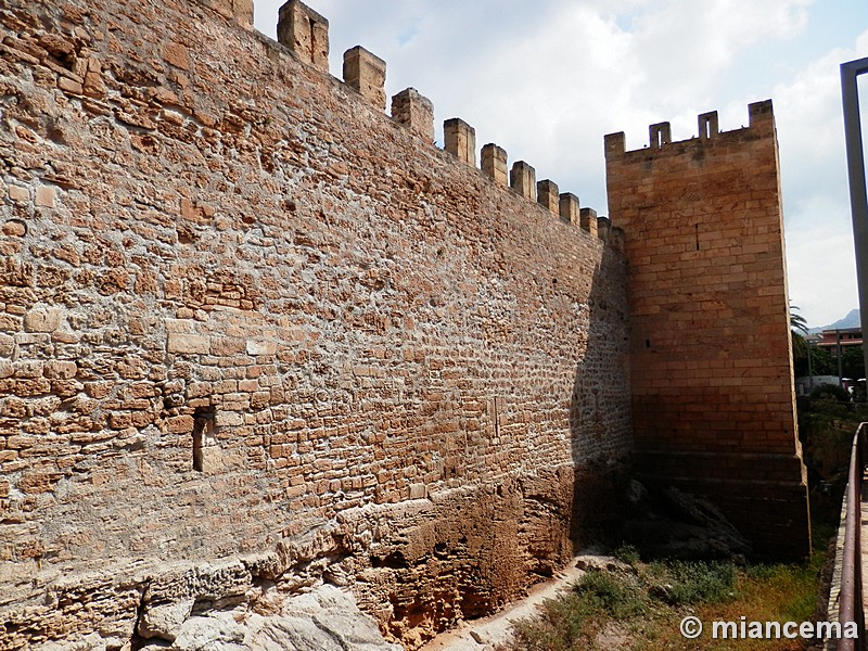 Muralla medieval de Alcúdia