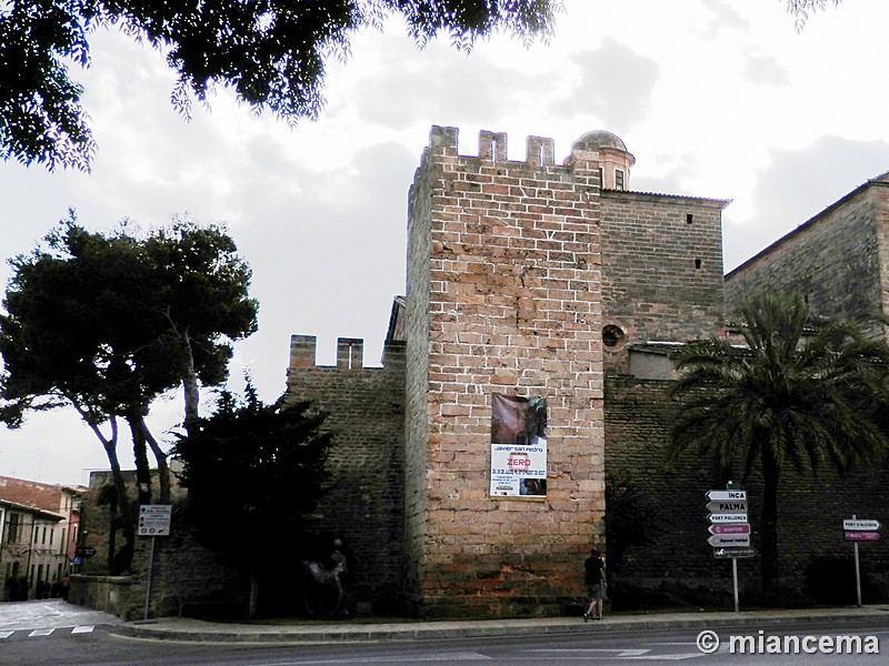 Muralla medieval de Alcúdia