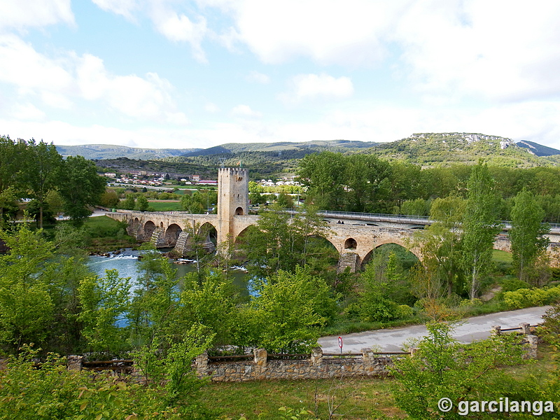 Puente fortificado de Frías