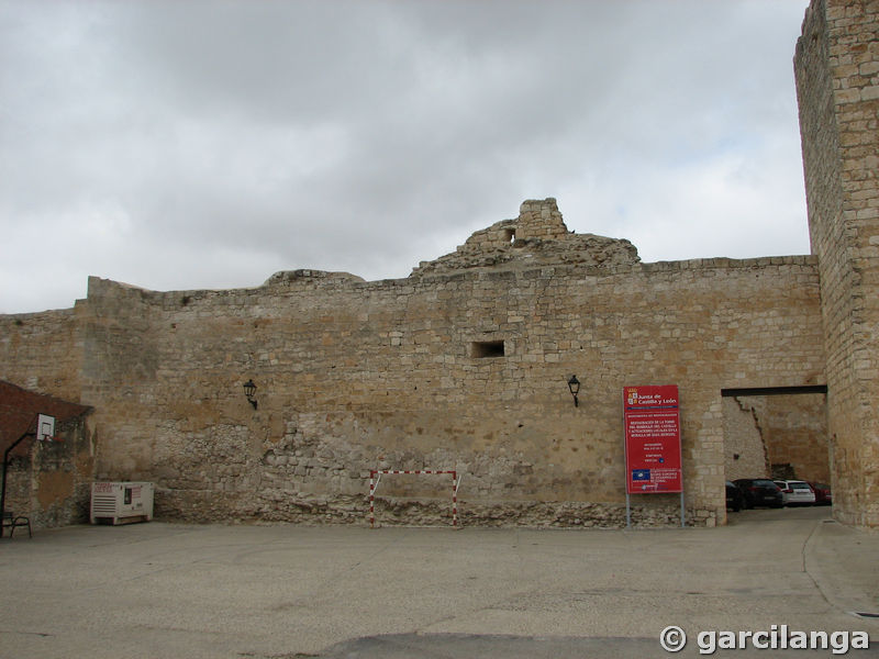 Muralla urbana de Haza