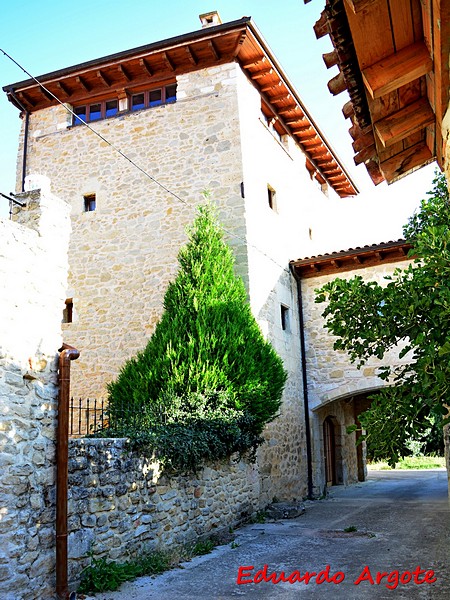 Casa-Torre de Villapanillo