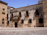 Palacio de Hernando de Ovando