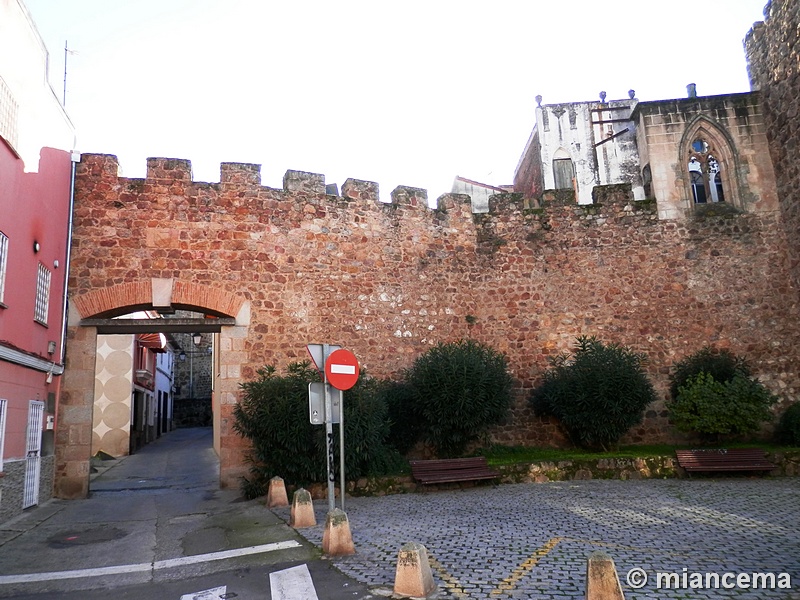 Muralla urbana de Plasencia