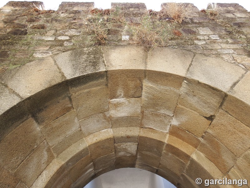 Puerta del Clavero