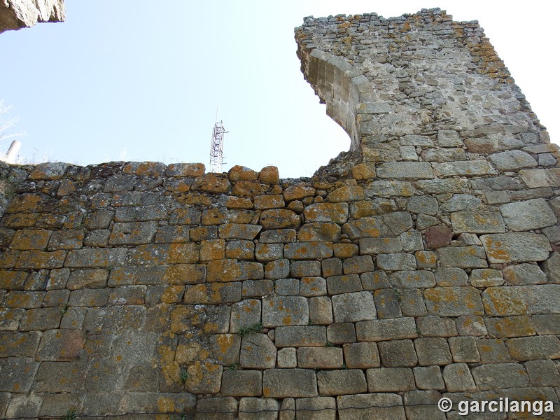 Castillo de Santibáñez el Alto