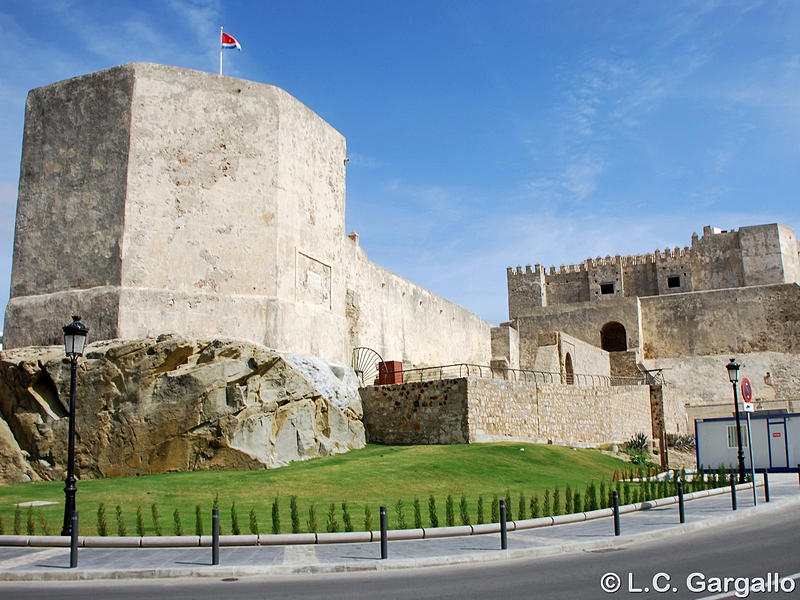 Muralla urbana de Tarifa