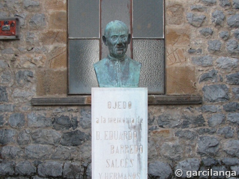 Monumento a Eduardo Salcedo