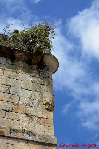 Casa torre de Hoyos