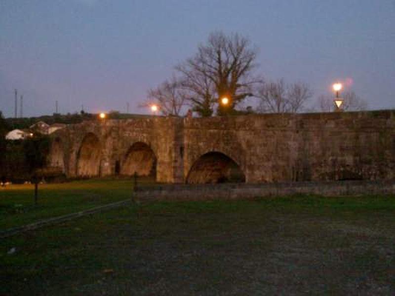 Puente medieval de Arce