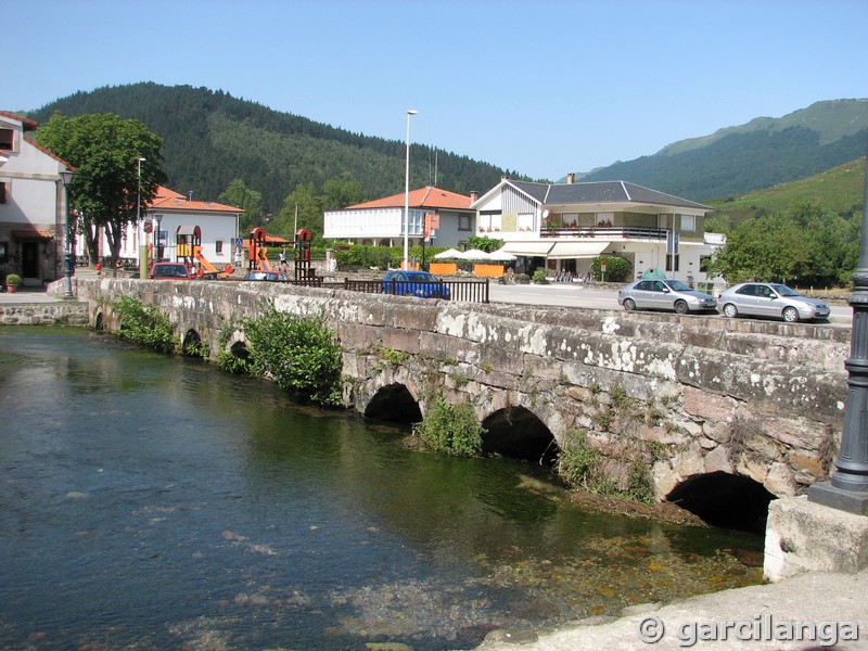 Puente nománico de Ruente