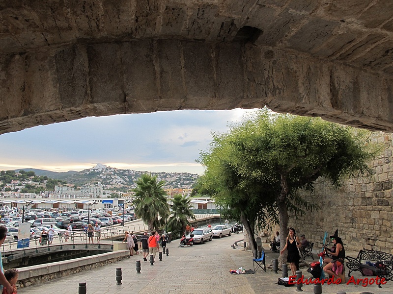 Portal de Sant Pere