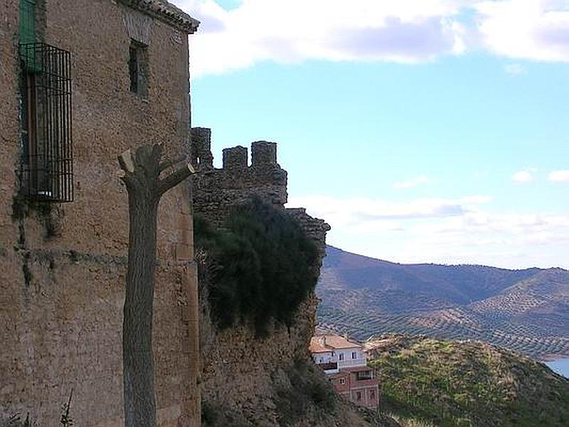 Castillo de Iznájar