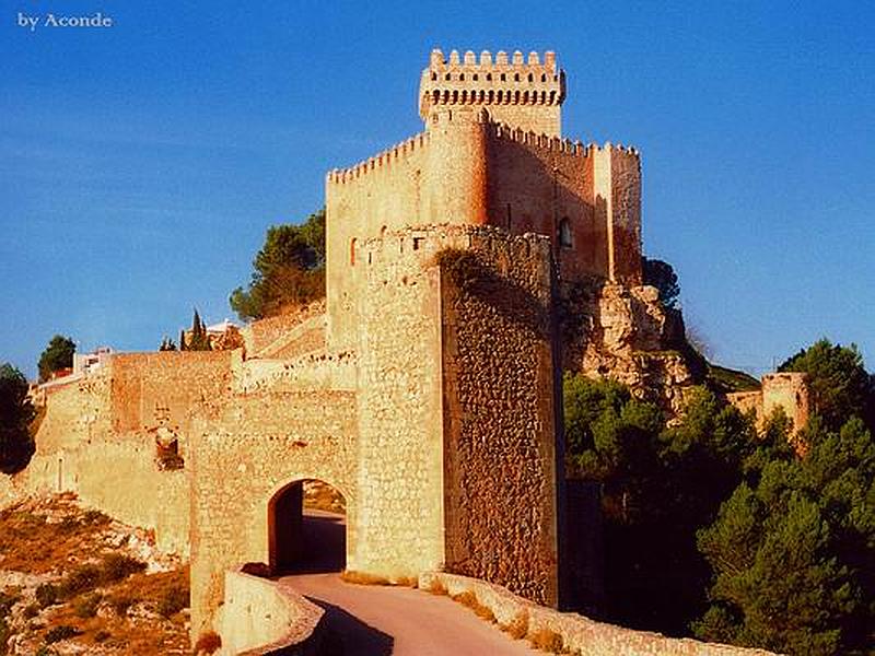 Castillo de las Altas Torres