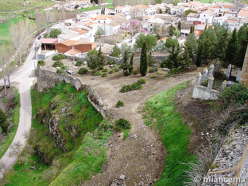 Muralla urbana de Uclés