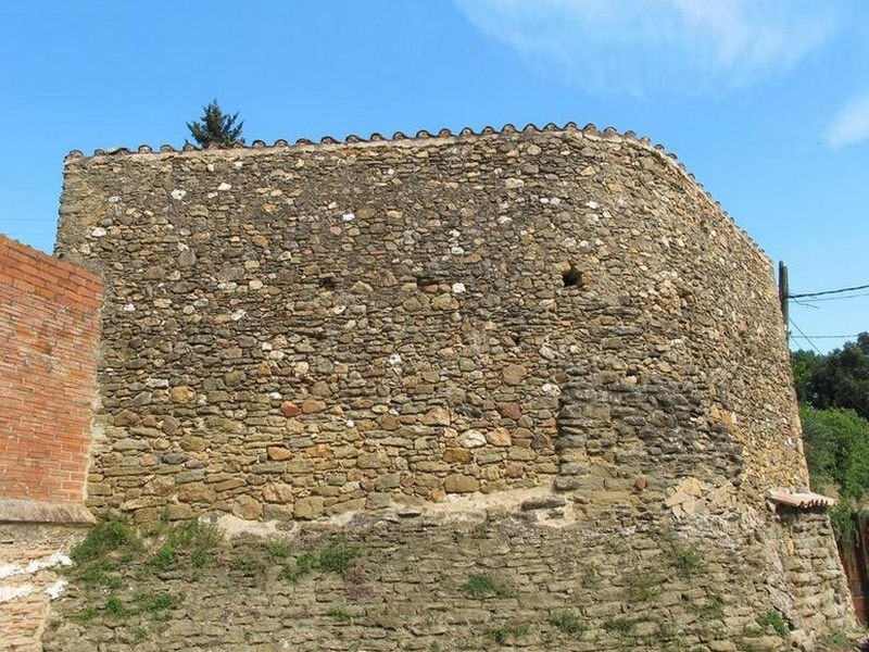 Muralla urbana de Monells