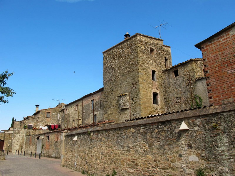 Muralla urbana de Monells