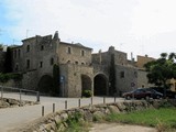 Muralla urbana de Monells