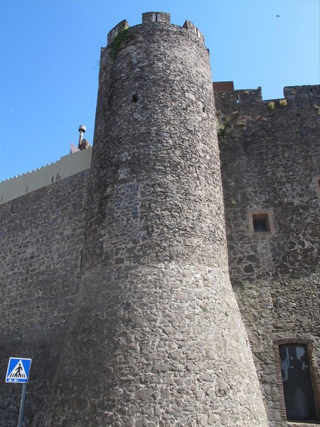 Muralla urbana de Hostalric