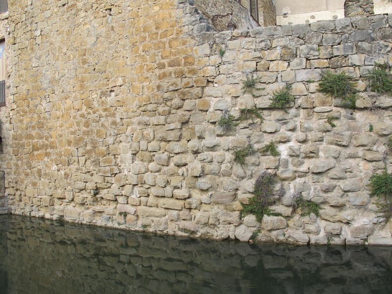 Muralla urbana de Verges