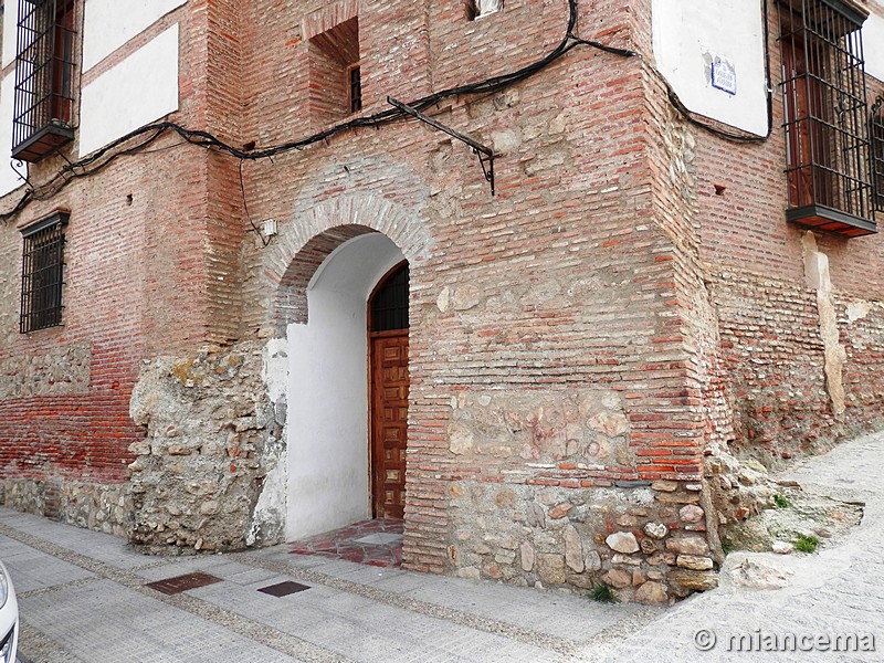 Muralla urbana de Guadix