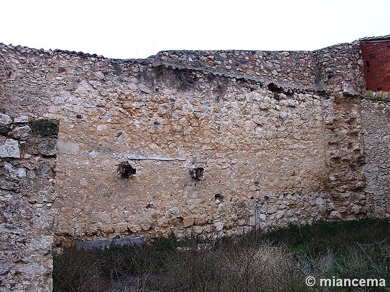 Muralla urbana de Brihuega