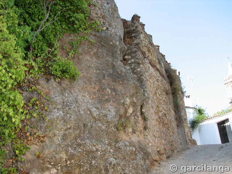 Muralla urbana de Zufre