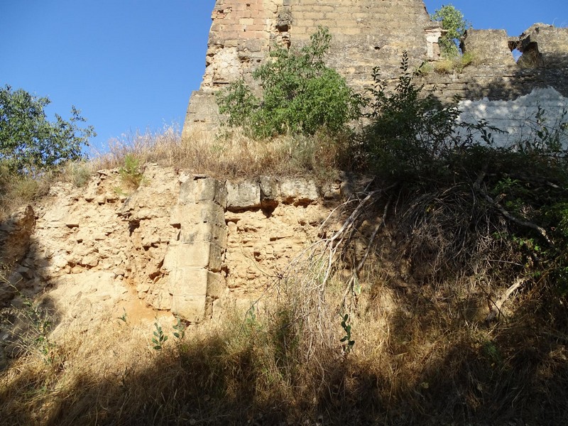 Castillo de Albarola