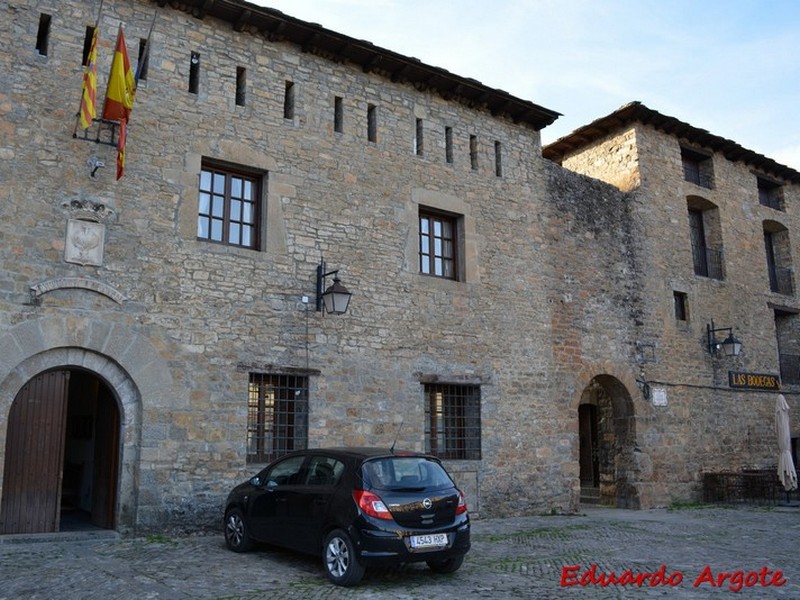 Muralla urbana de Aínsa