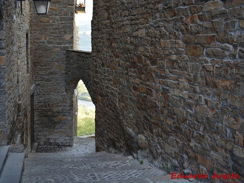 Muralla urbana de Aínsa