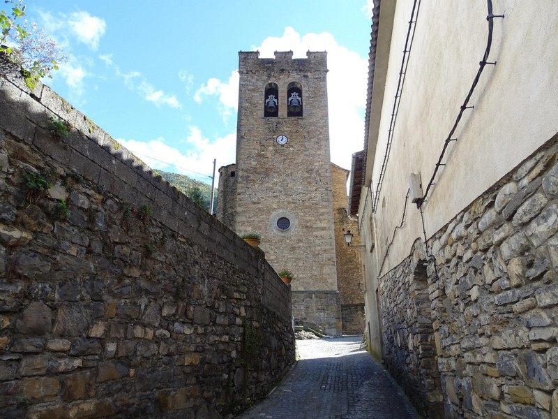 Iglesia fortificada de San Pedro