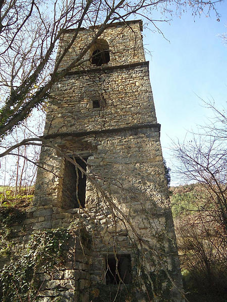 Iglesia de Lacort