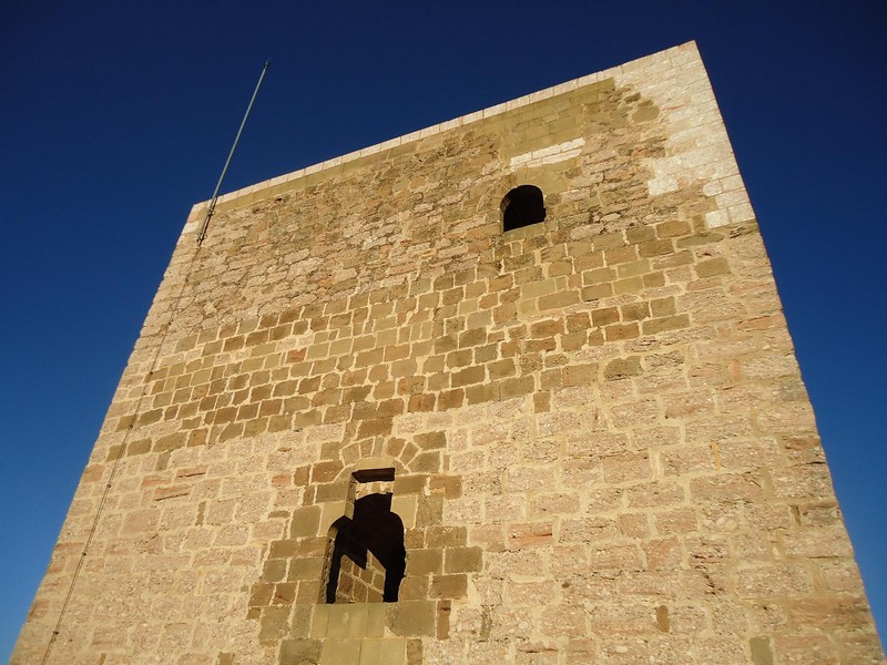 Castillo de Momegastre