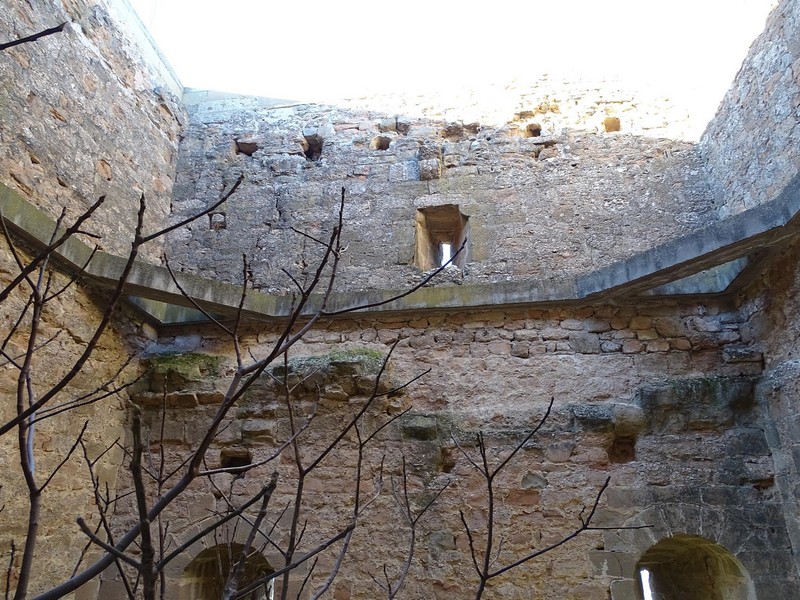 Castillo de Momegastre