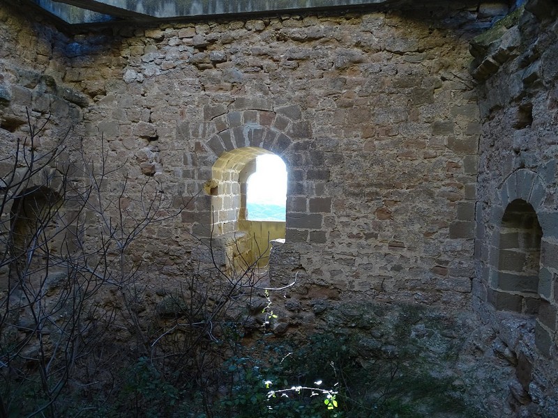 Castillo de Momegastre