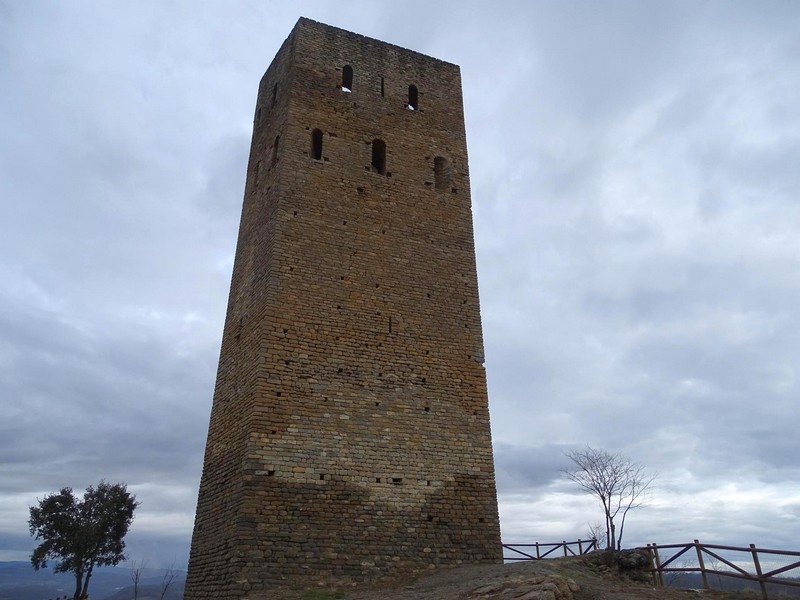 Castillo de Luzás