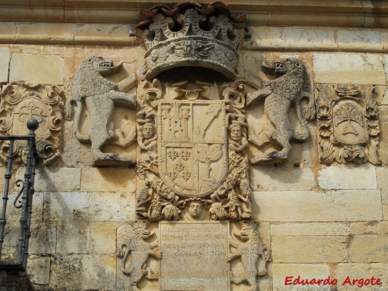 Castillo de los Álvarez Acebedo