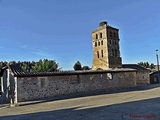 Iglesia de San Tirso