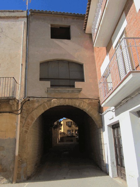 Muralla urbana de Montgai