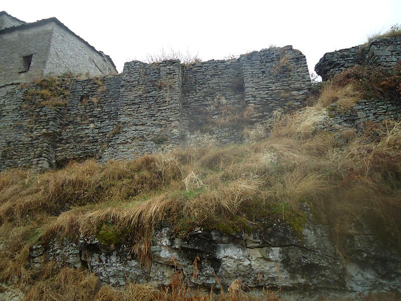 Muralla urbana de Castellnou de Montsec