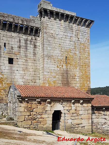 Castillo de Pambre